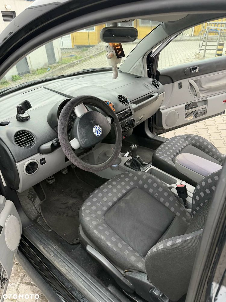 Volkswagen New Beetle 1.6 - 6