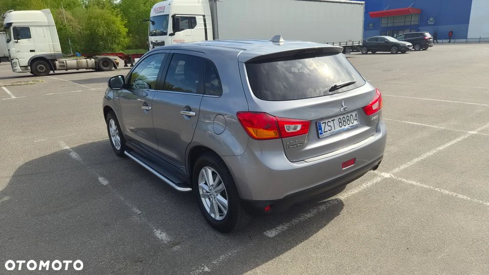 Mitsubishi ASX - 12