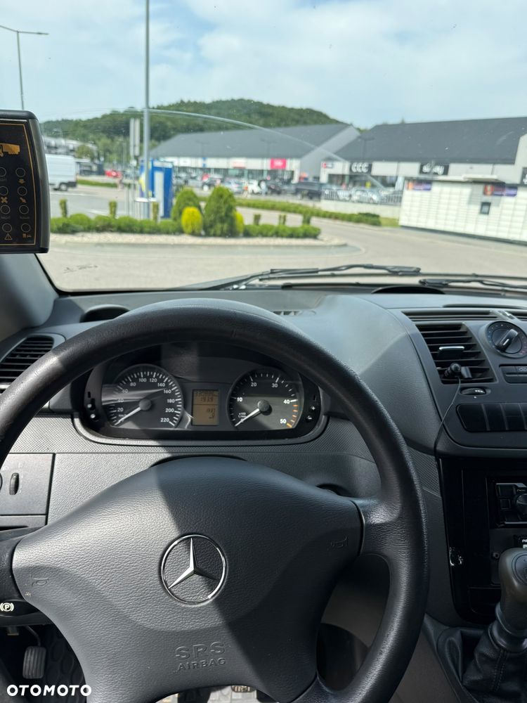Mercedes-Benz Vito - 7