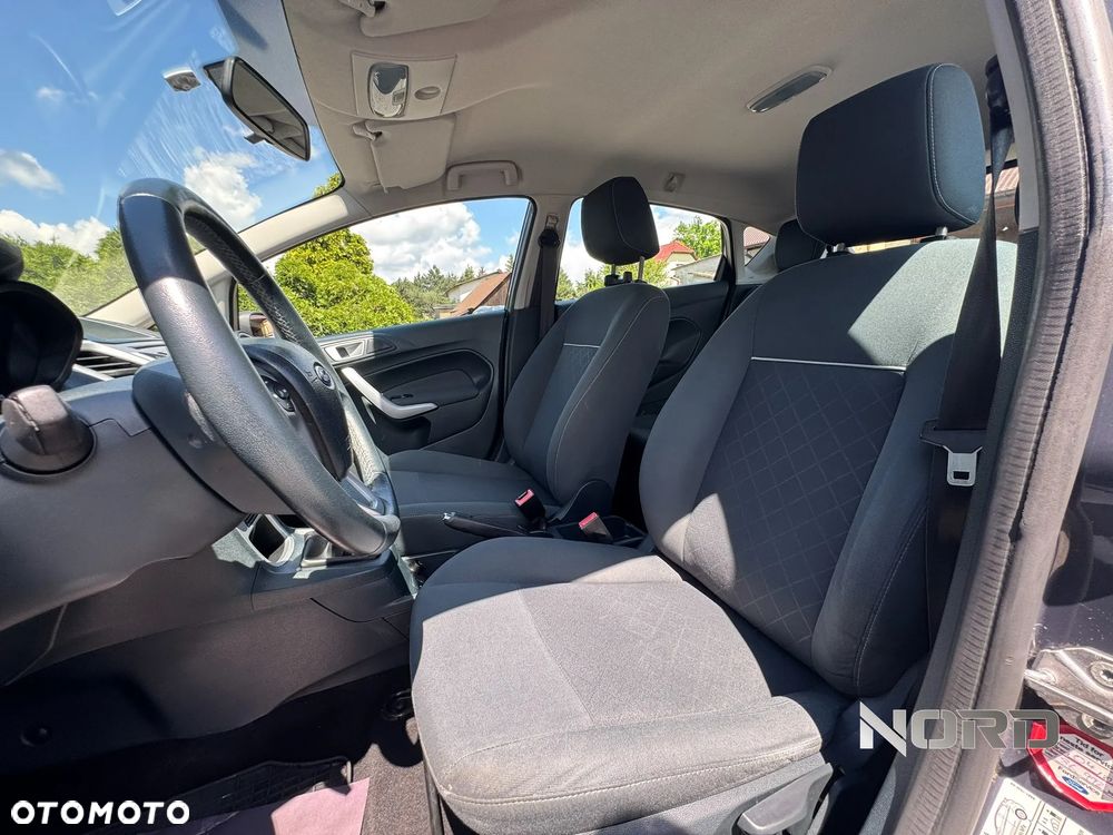 Ford Fiesta 1.25 Trend - 12