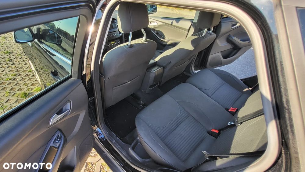 Ford Focus 1.5 EcoBoost STart-Stopp-System TITANIUM - 18