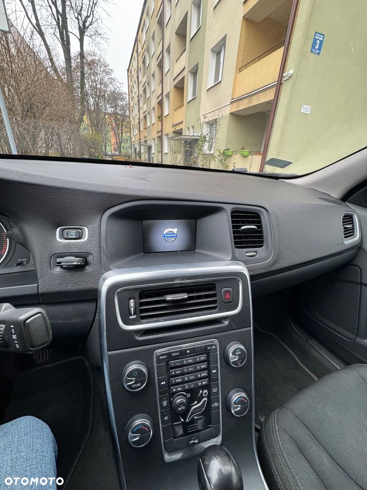 Volvo S60 DRIVe - 10