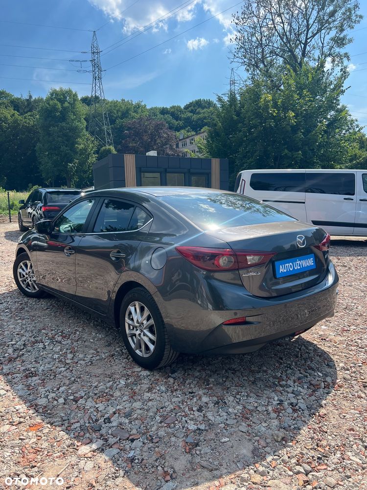 Mazda 3 - 10