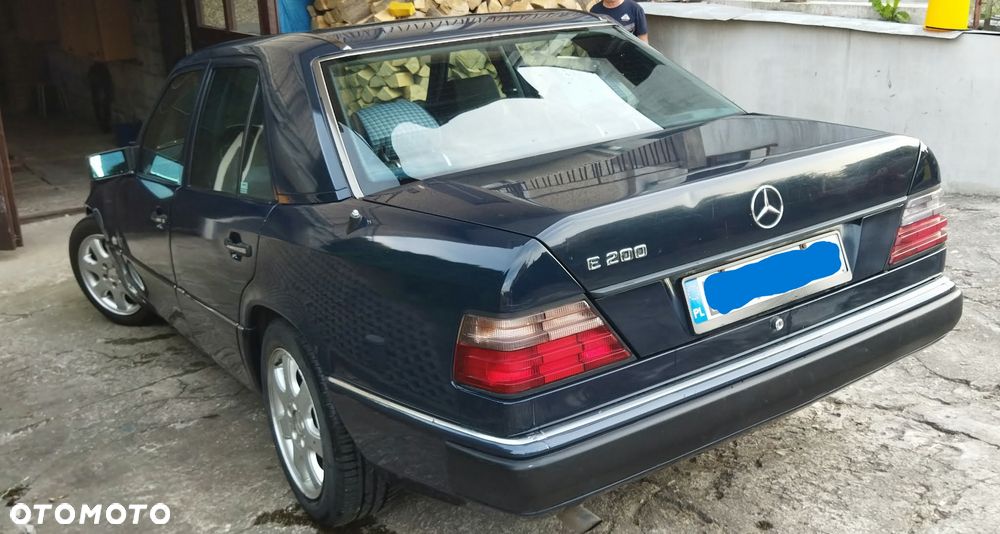 Mercedes-Benz W124 (1984-1993) - 3
