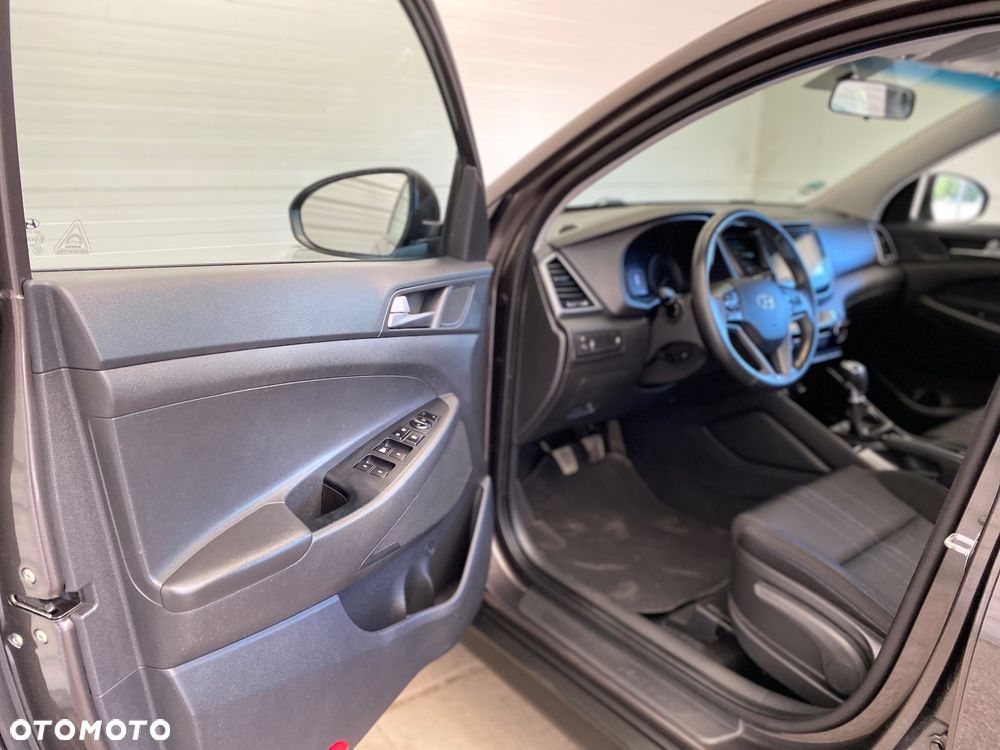Hyundai Tucson blue 1.6 GDi 2WD Navi - 8