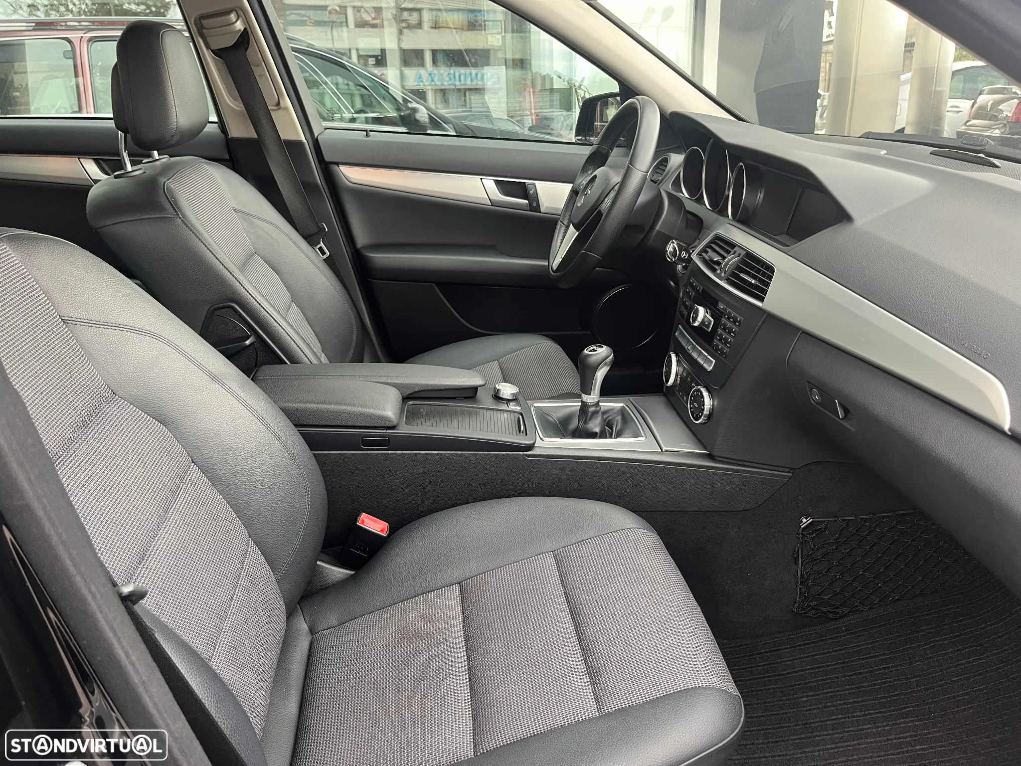 Mercedes-Benz C 220 CDi Avantgarde BE - 13