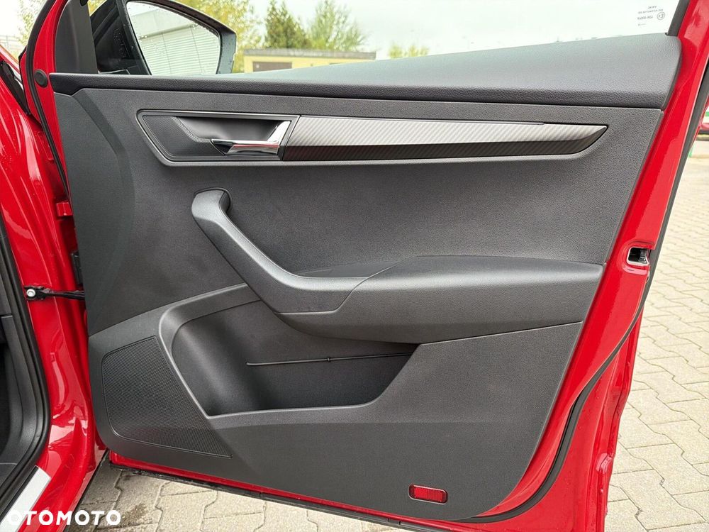 Skoda Karoq 1.5 TSI ACT Sportline DSG - 18