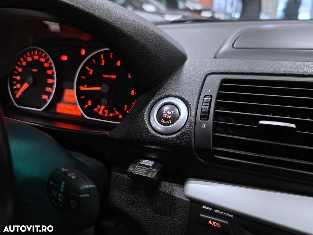 BMW Seria 1 116i - 11