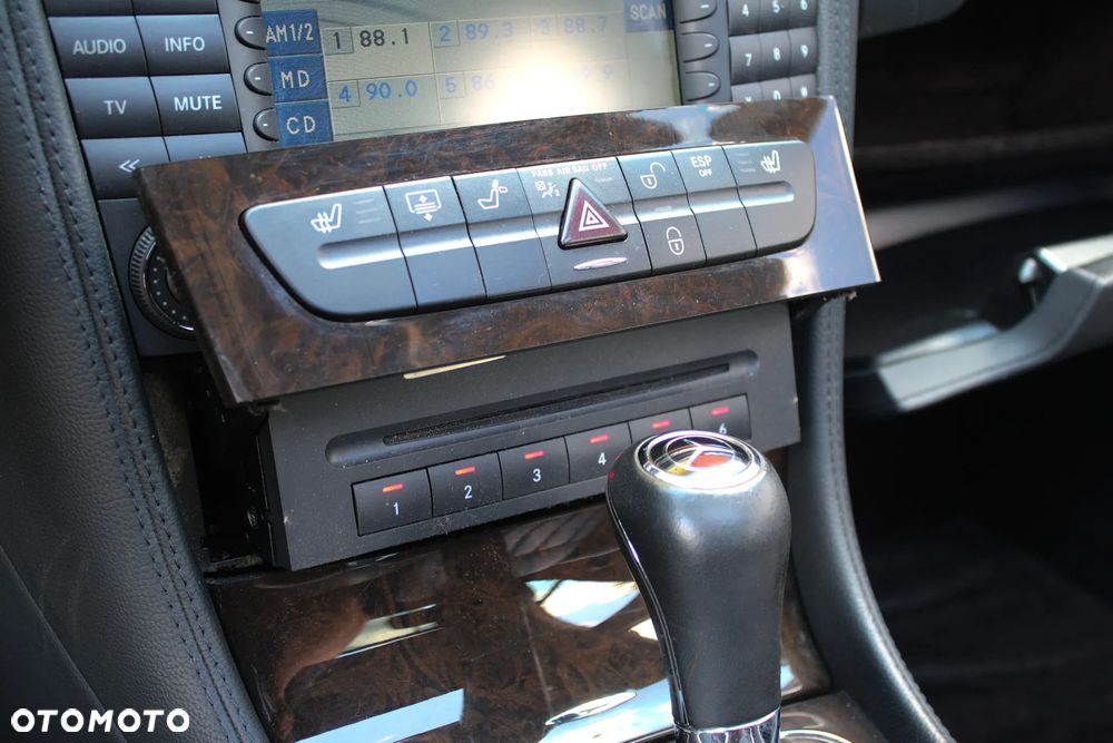 Mercedes-Benz CLS 350 7G-TRONIC - 27