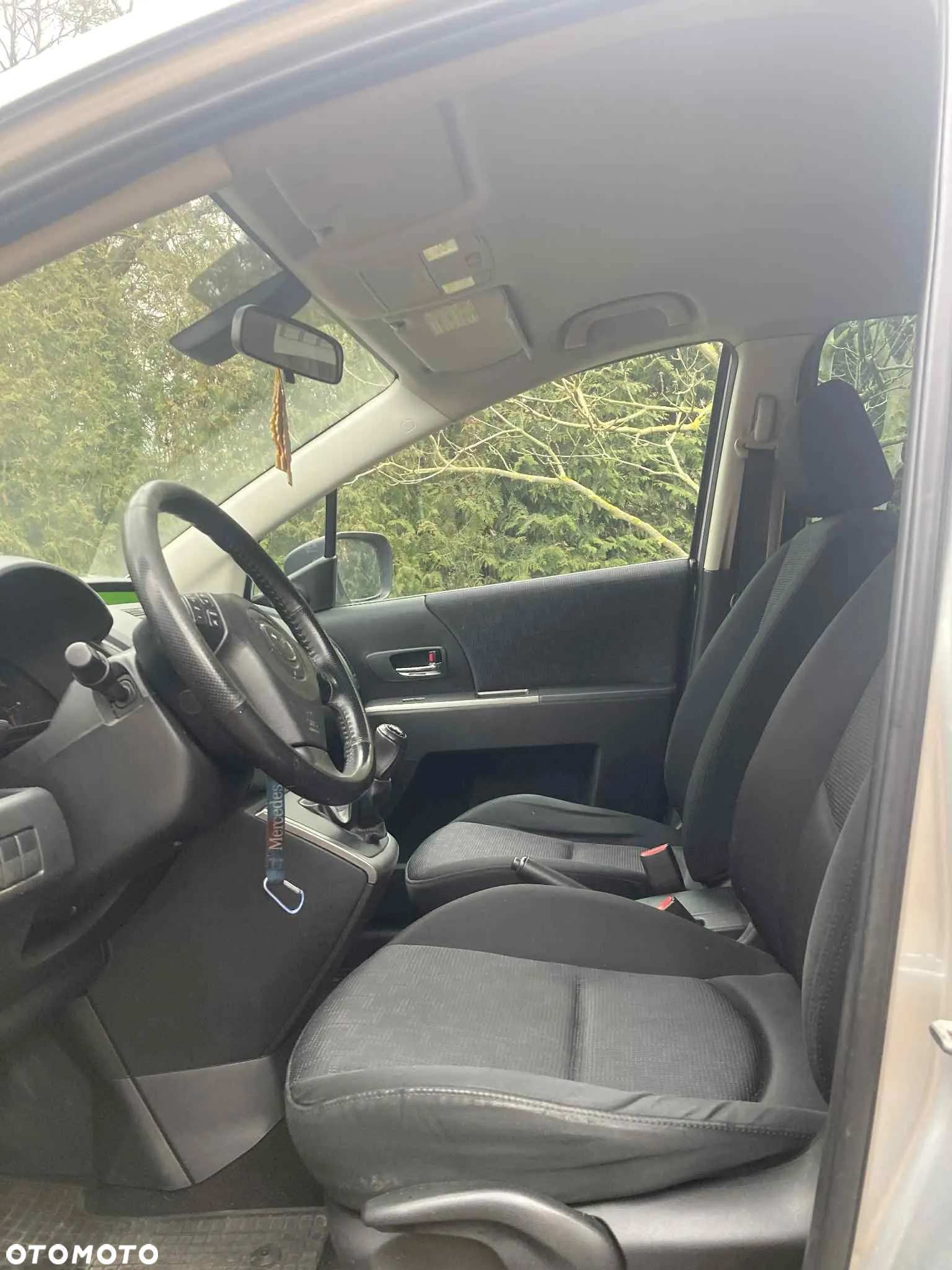 Mazda 5 - 5