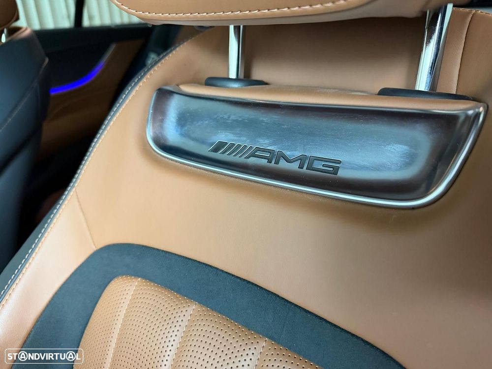 Mercedes-Benz AMG GT 4 portas 53 4Matic+ - 28