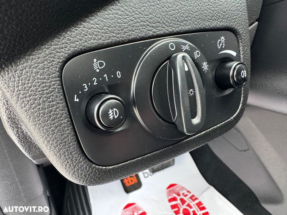 Ford Kuga - 26
