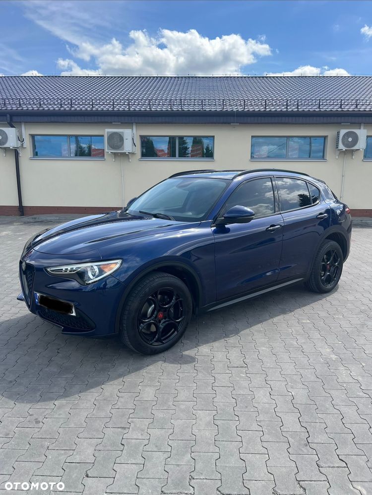 Alfa Romeo Stelvio 2.0 Turbo 16V AT8-Q4 Ti - 9