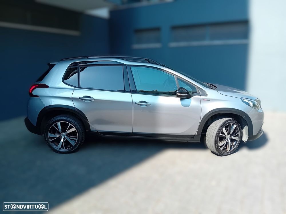 Peugeot 2008 1.2 PureTech GT Line - 9