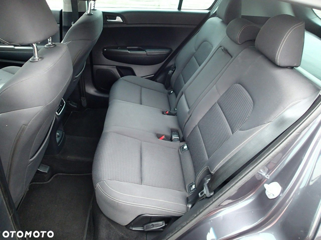 Kia Sportage 1.7 CRDI 2WD ISG Spirit - 10