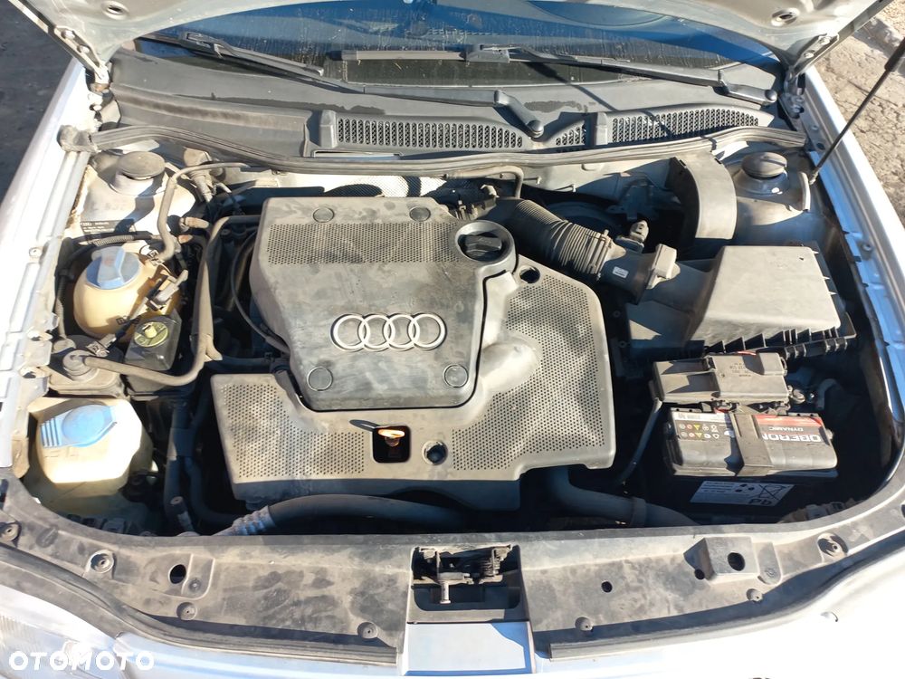 Audi A3 1.6 benzyna 99r LY7M wszystkie części - 5