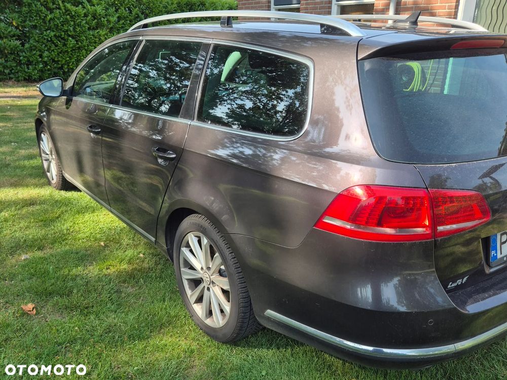 Volkswagen Passat 2.0 TDI Highline - 2