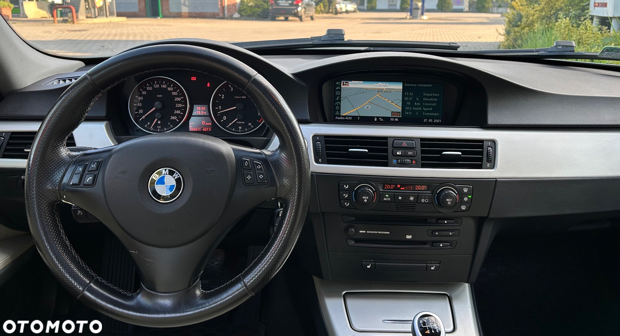 BMW Seria 3 325i - 3