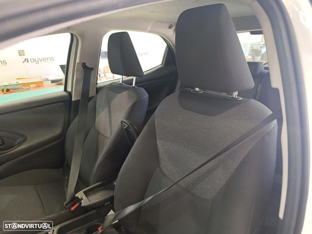 Toyota Yaris 1.5 HDF Comfort - 6