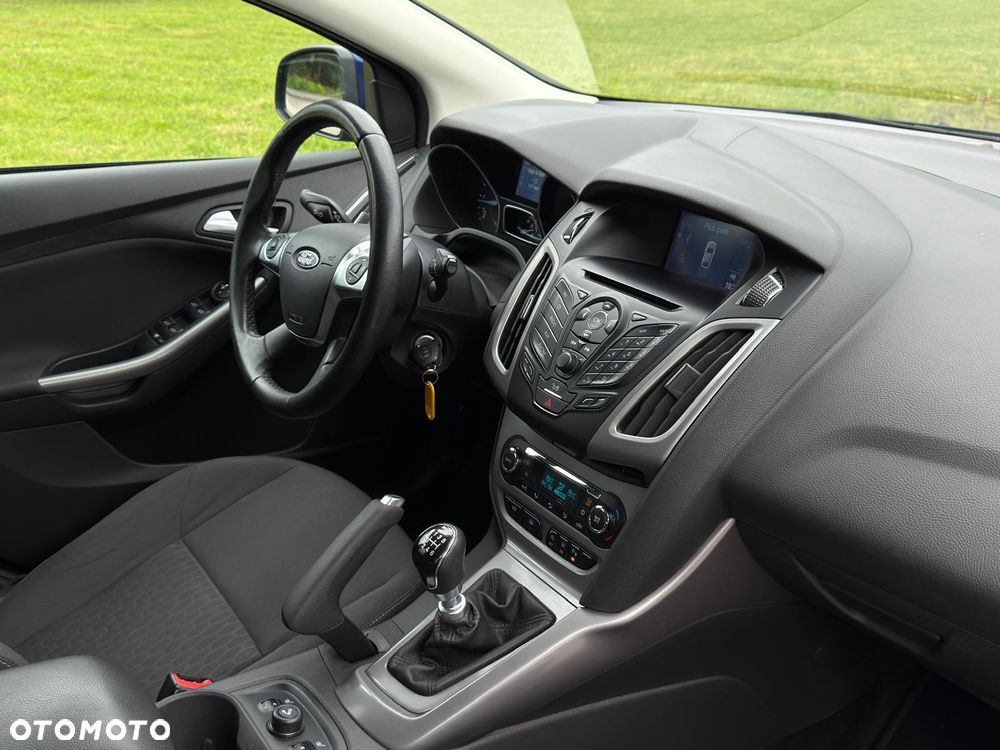 Ford Focus 1.6 TDCi DPF Start-Stopp-System Titanium - 12