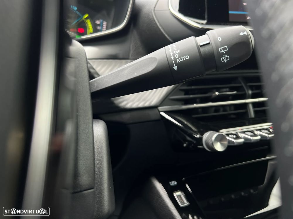 Peugeot e-2008 50 kWh Allure - 16