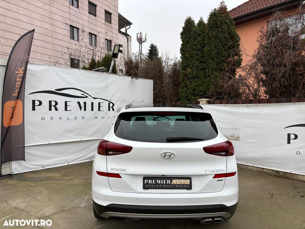 Hyundai Tucson 2.0 CRDI 4WD 6AT Luxury+ - 9