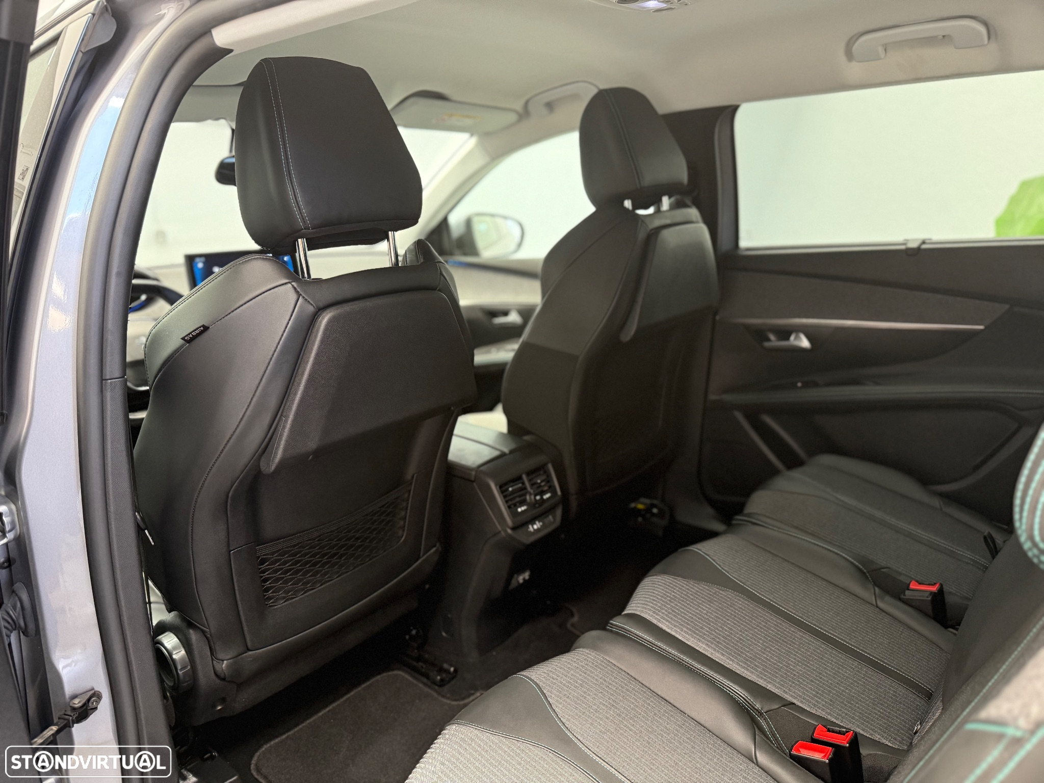 Peugeot 5008 1.5 BlueHDi Allure - 20