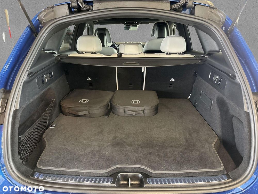 Mercedes-Benz GLC - 27