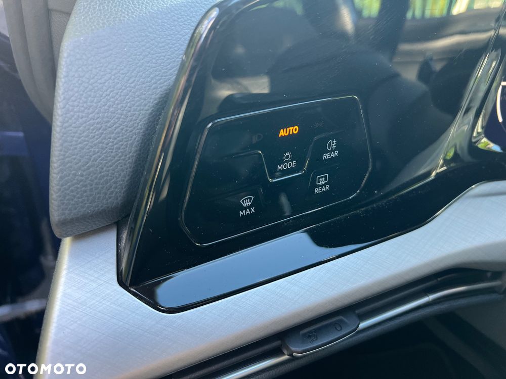 Volkswagen Golf 1.5 TSI EVO Life - 15