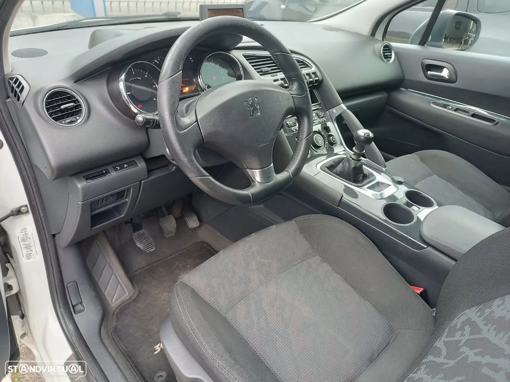 Peugeot 3008 1.6 HDi Sport - 11