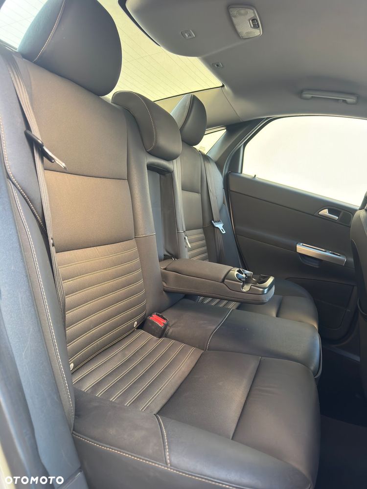 Volvo S40 2.0D Momentum - 9