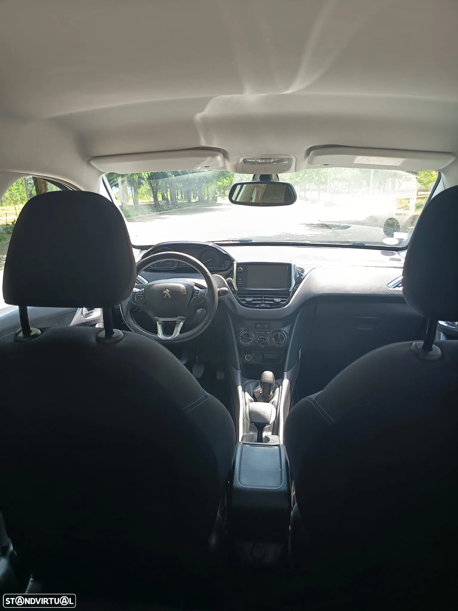 Peugeot 2008 1.2 PureTech Style - 14