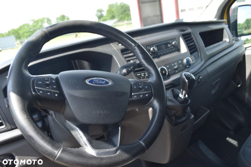 Ford Transit - 18