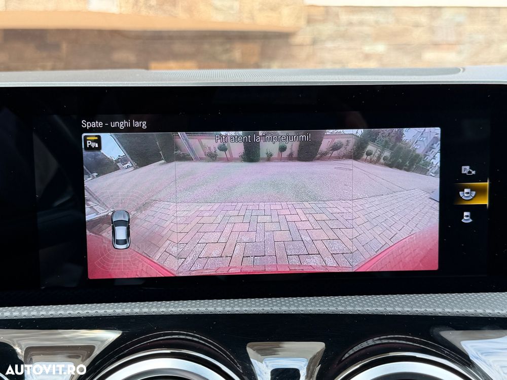 Mercedes-Benz CLA 220 Shooting Brake 7G-DCT AMG Line - 17