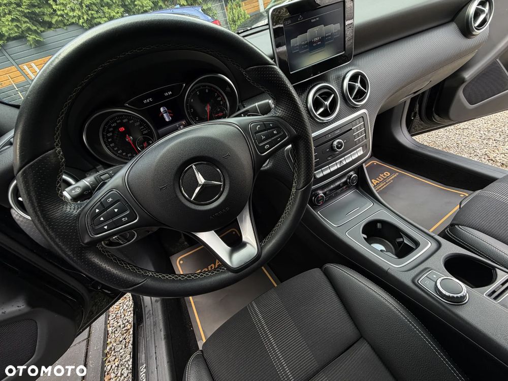 Mercedes-Benz Klasa A 200 7G-DCT Peak Edition - 29