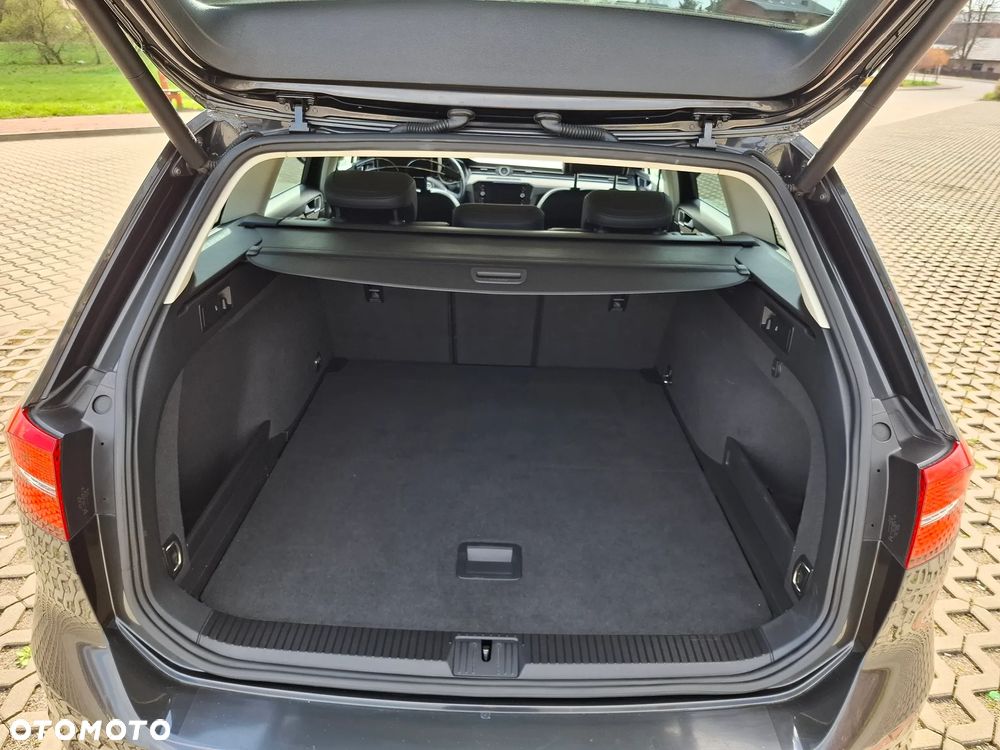 Volkswagen Passat 2.0 TDI BMT Highline DSG7 - 39