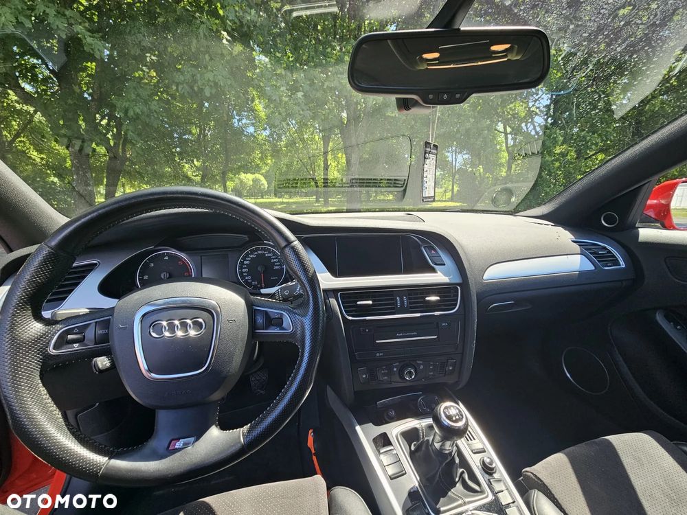 Audi A4 Avant 2.0 TDI - 9