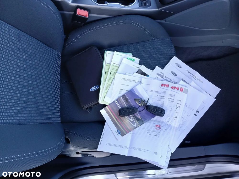 Ford C-MAX 2.0 TDCi Titanium - 29