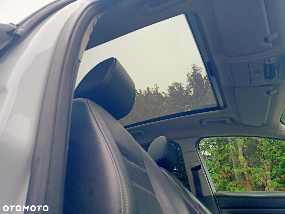Ford Kuga 2.0 TDCi 4x4 Titanium - 13
