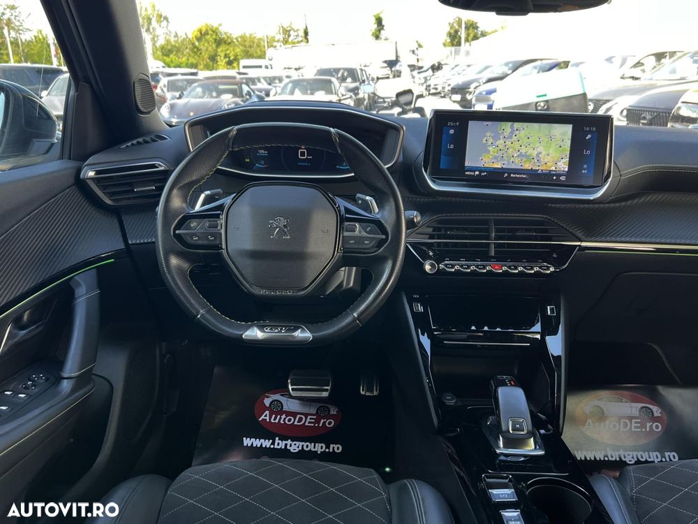 Peugeot 2008 PureTech 155 EAT8 GT - 10