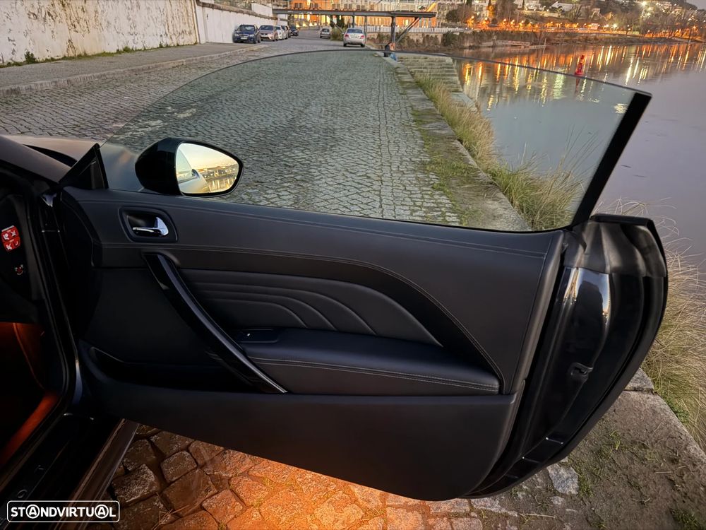 Peugeot RCZ 1.6 200 THP Red Carbon - 14