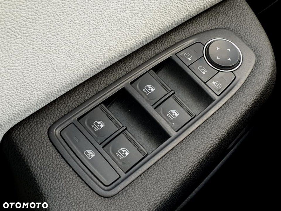 Renault Clio - 27