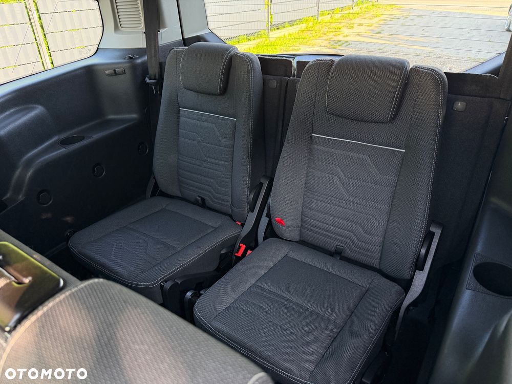 Ford Tourneo Connect Grand 1.6 TDCi Titanium - 28