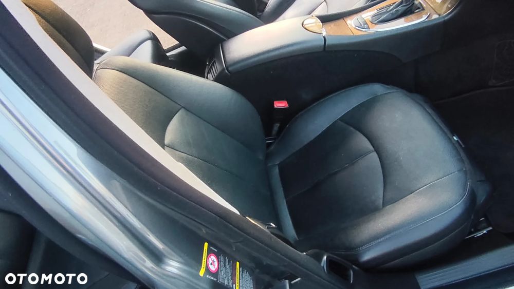 Mercedes-Benz Klasa E 320 CDI 7G-TRONIC Avantgarde BusinessEDITION - 30