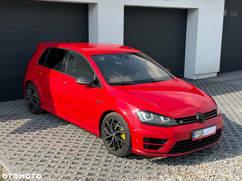 Volkswagen Golf - 2