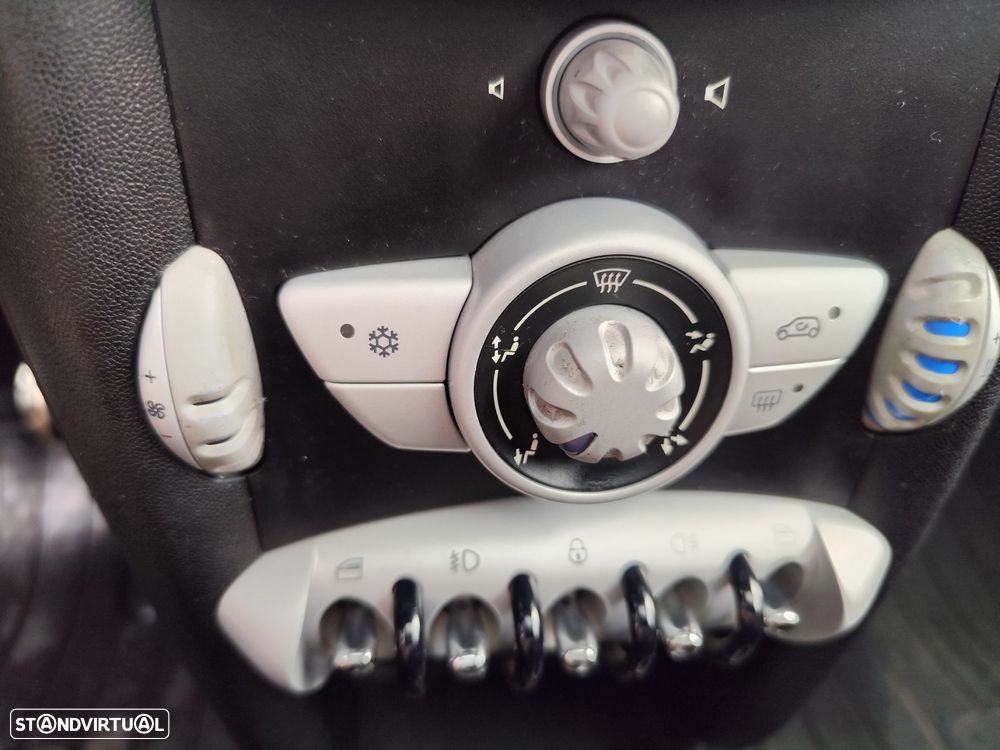 MINI 3 Portas John Cooper Works - 20
