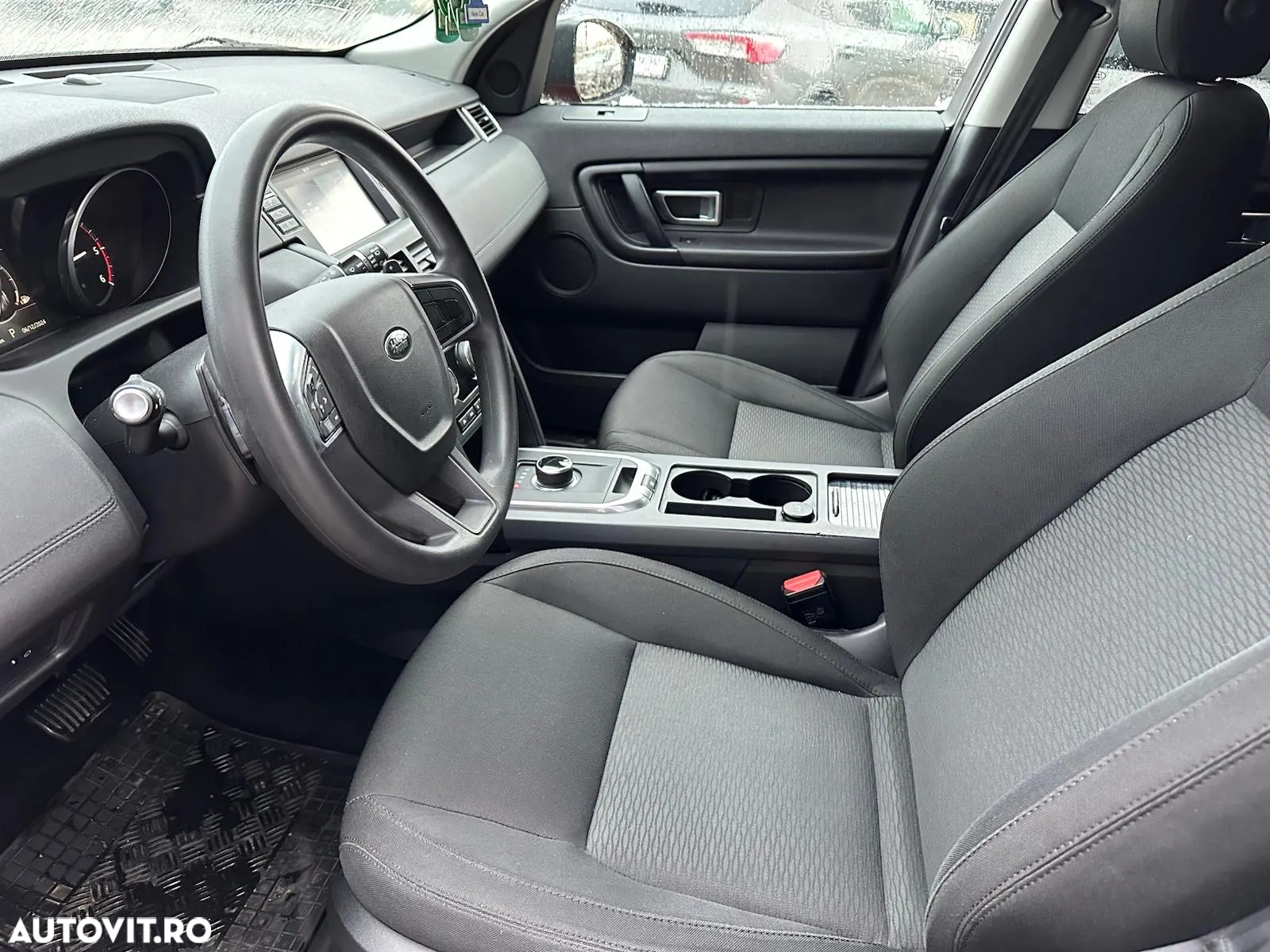 Land Rover Discovery Sport 2.0 l TD4 HSE Aut. - 5