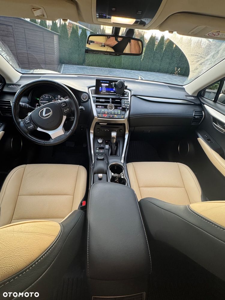 Lexus NX 200t Comfort AWD - 13