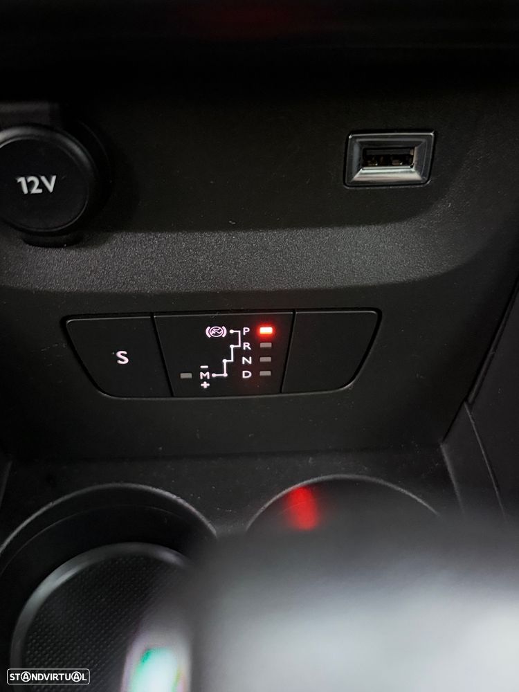Citroën C3 1.2 PureTech Shine EAT6 - 14