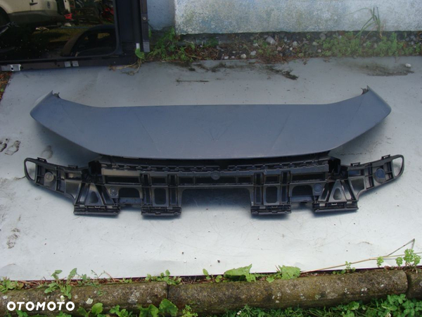 Seat Cupra Born Listwa wzmocnienie przód 10E807231